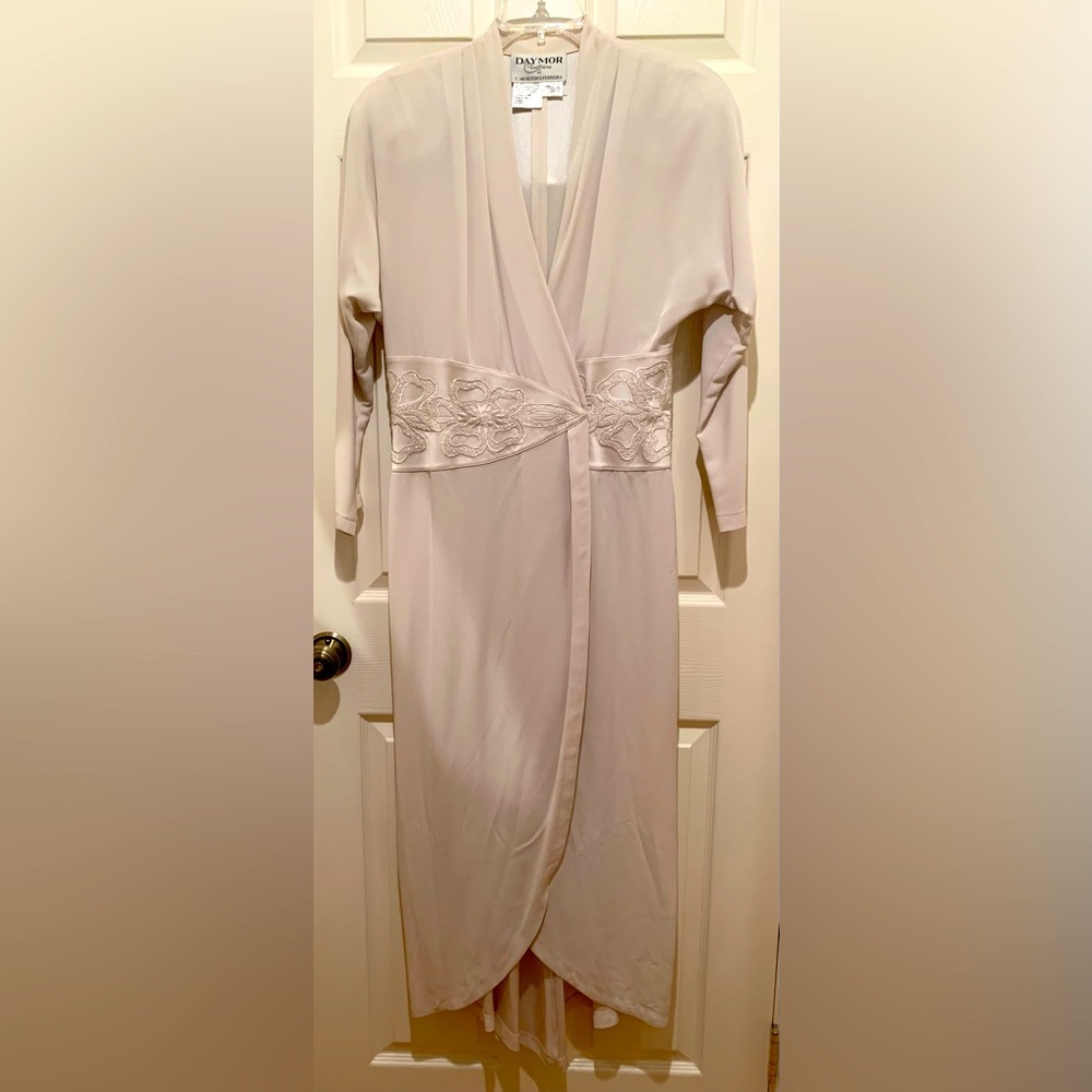 Daymor Couture vintage cream formal dress embroidery beading size 10.